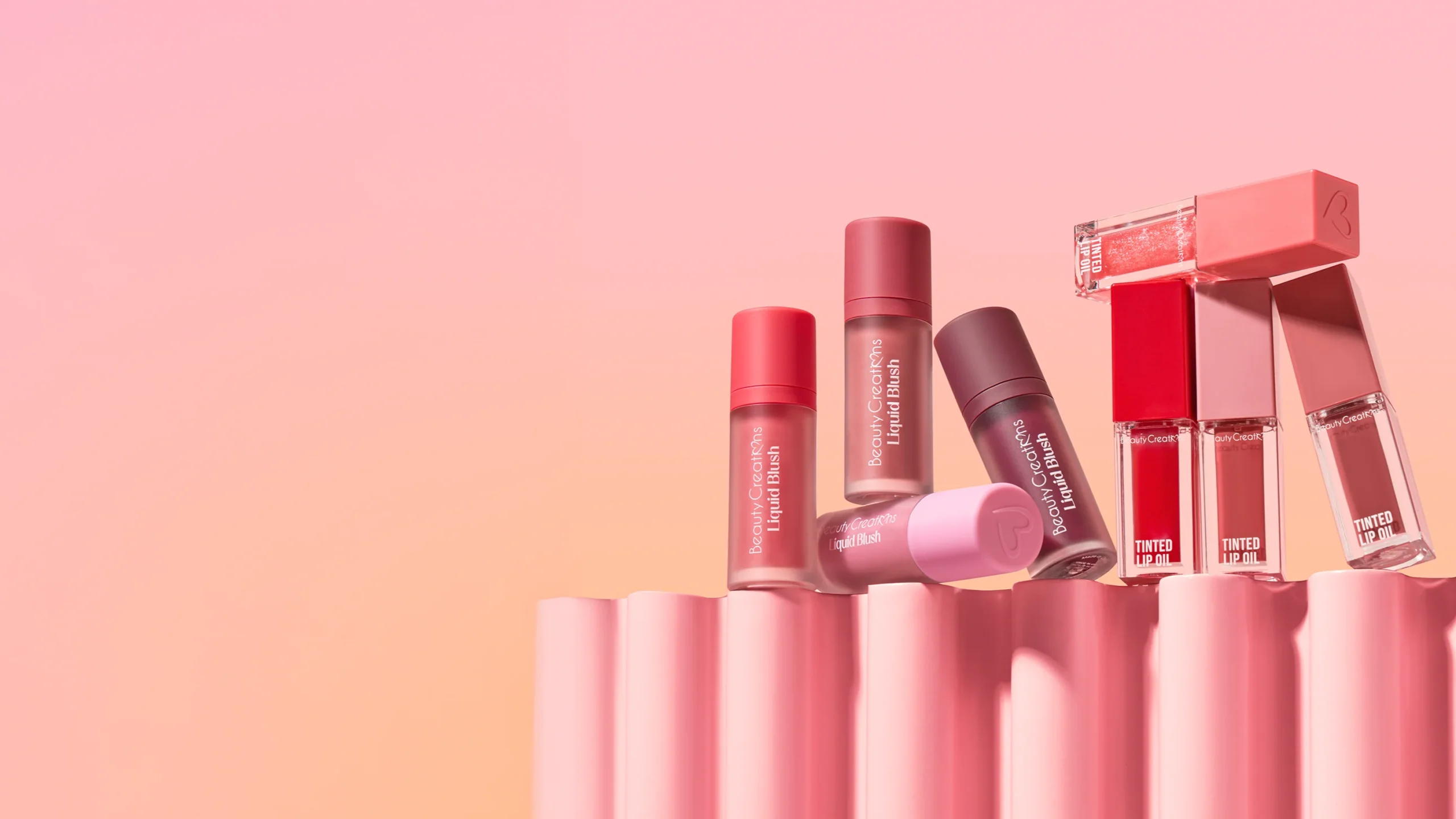 LIQ_BLUSH_LIP_OIL_DESKTOP_BANNER
